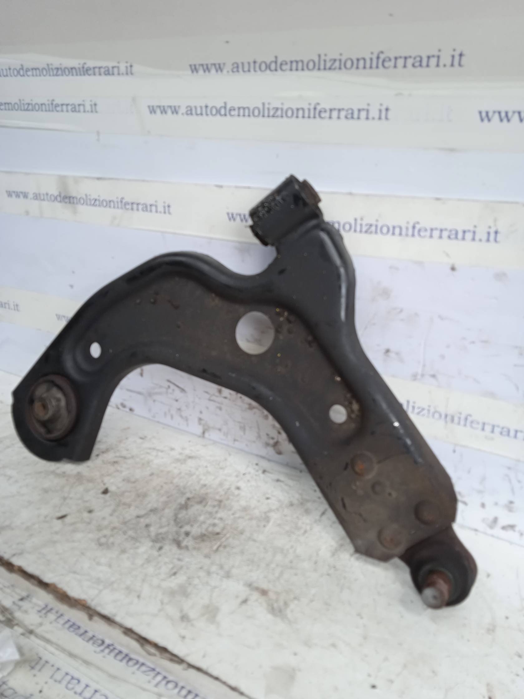 Braccio oscillante sosp. ant. sx.